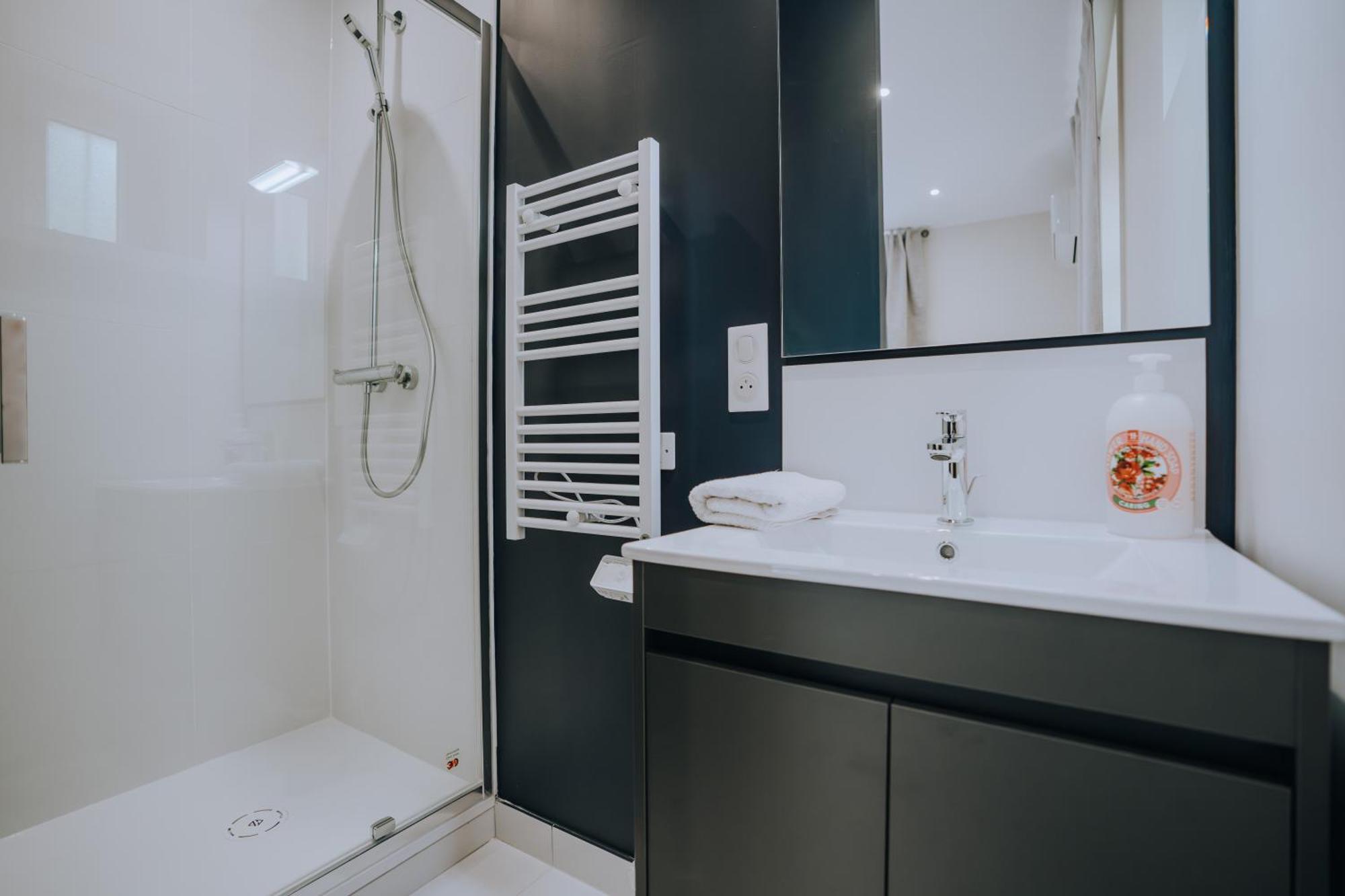 La Marjolaine - Demeure D'Hotes - Service Para-Hoteiier - Premium Chateauroux Ngoại thất bức ảnh